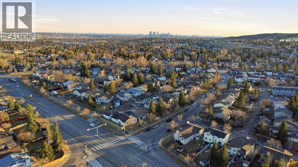 8426 Berkley Road NW