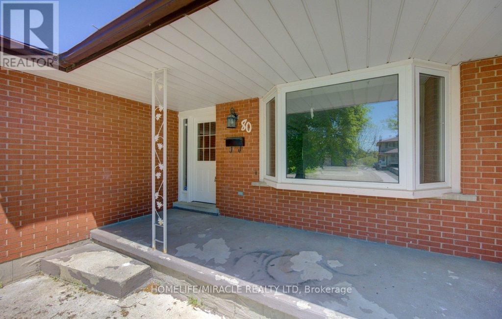 80 LOWER CANADA CRESCENT