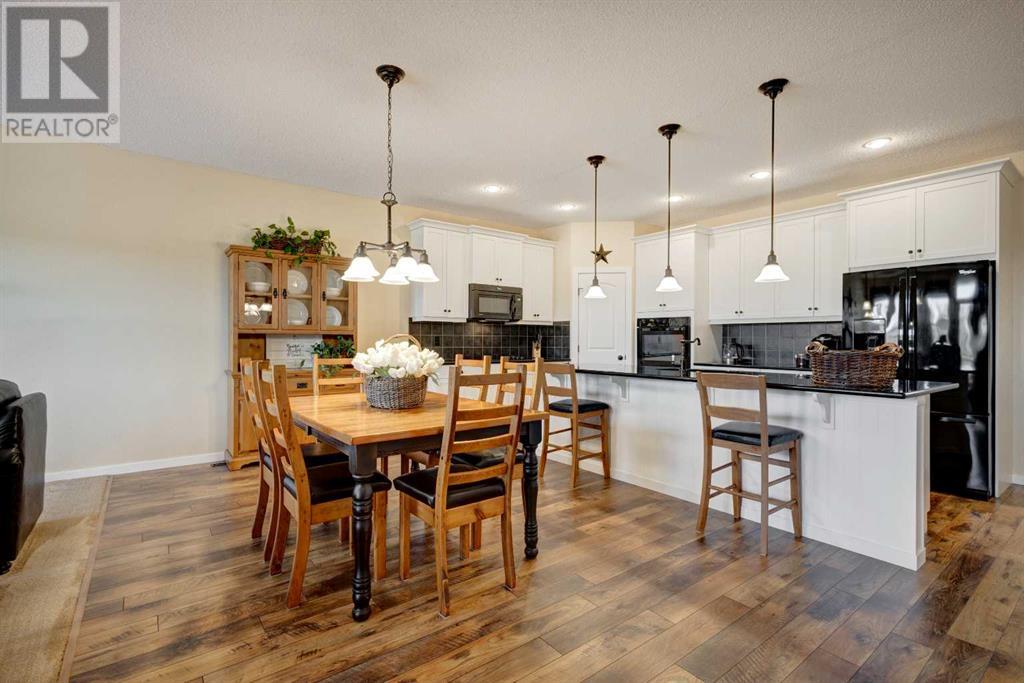 348 Boulder Creek Crescent SE