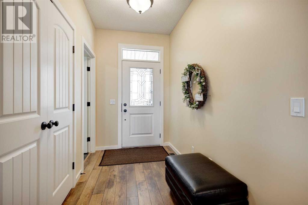 348 Boulder Creek Crescent SE