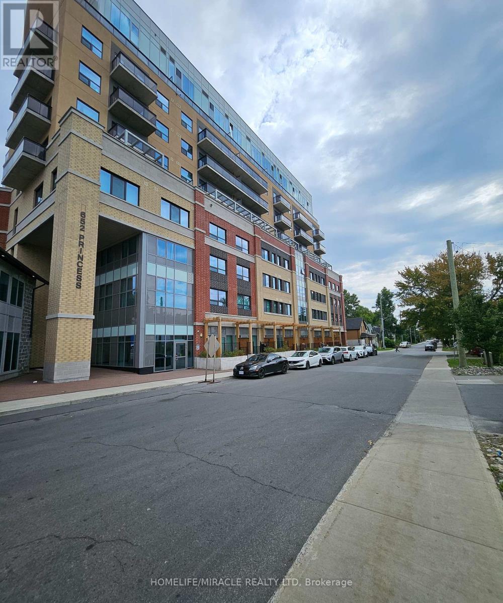 420 - 652 PRINCESS STREET