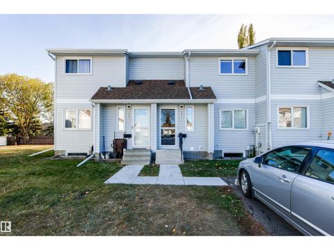 2935 109 ST NW Edmonton AB T6J4N6