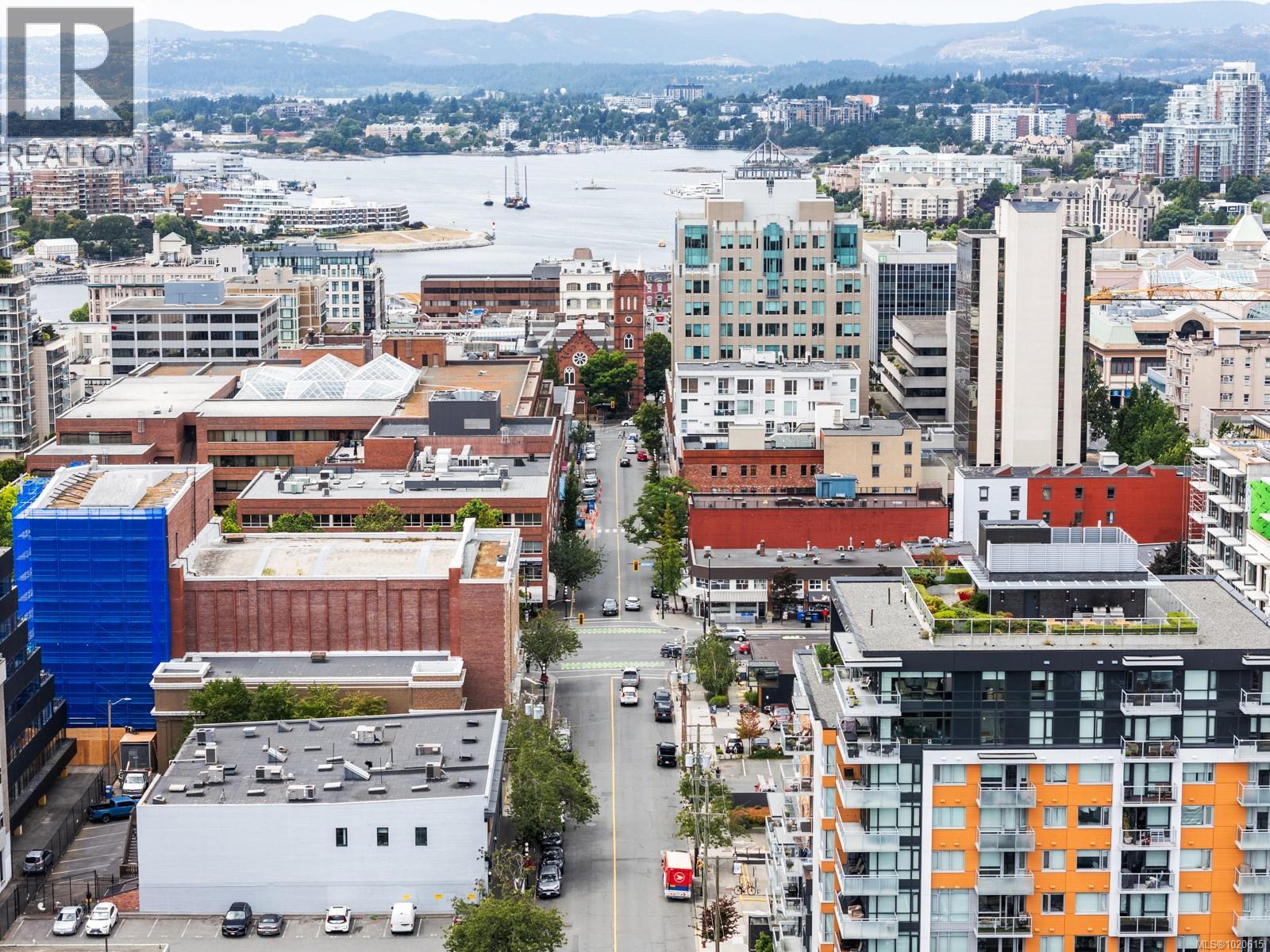 904 838 Broughton St