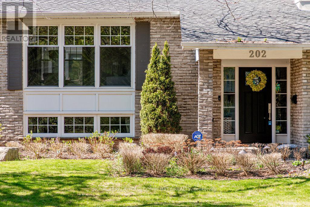 202 WILLOWRIDGE COURT