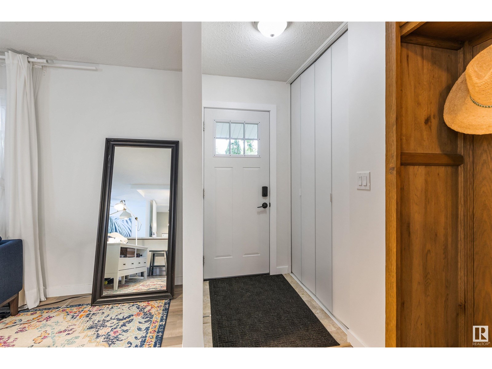 39 ST VITAL AV