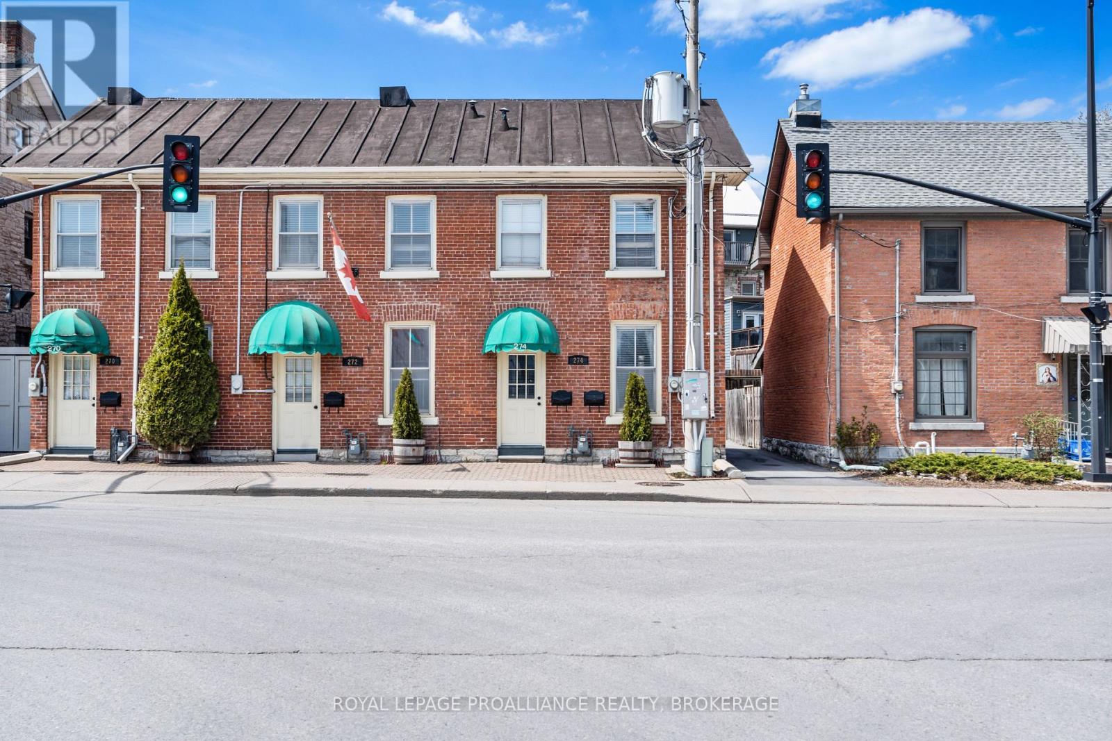 274 WELLINGTON STREET
