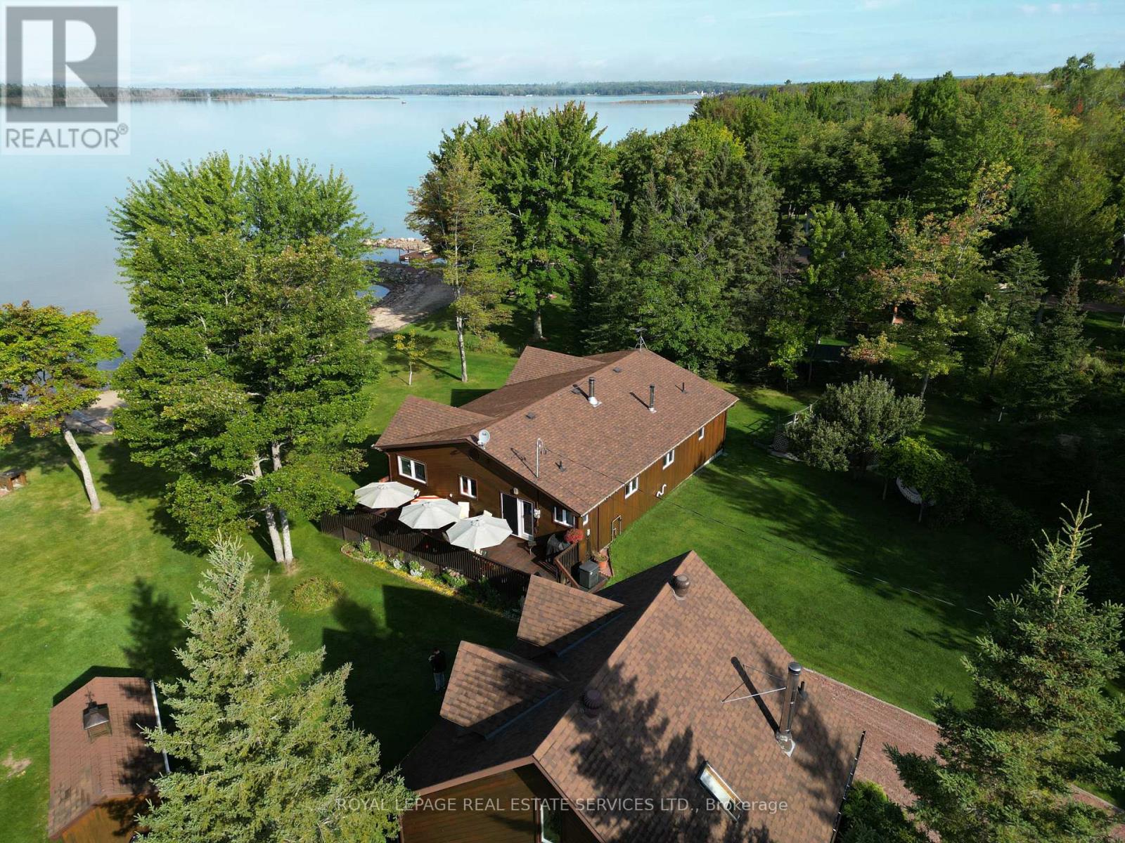 Homes for Sale Sault Ste. Marie 525 RIVERSIDE DRIVE