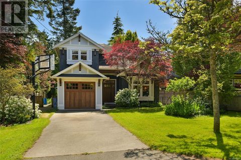 2175 Bartlett Ave Oak Bay BC V8S2R1