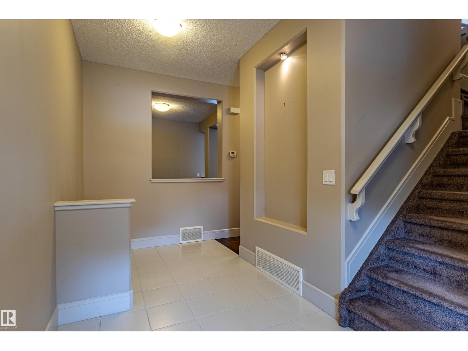 4906 Crabapple LN SW SW