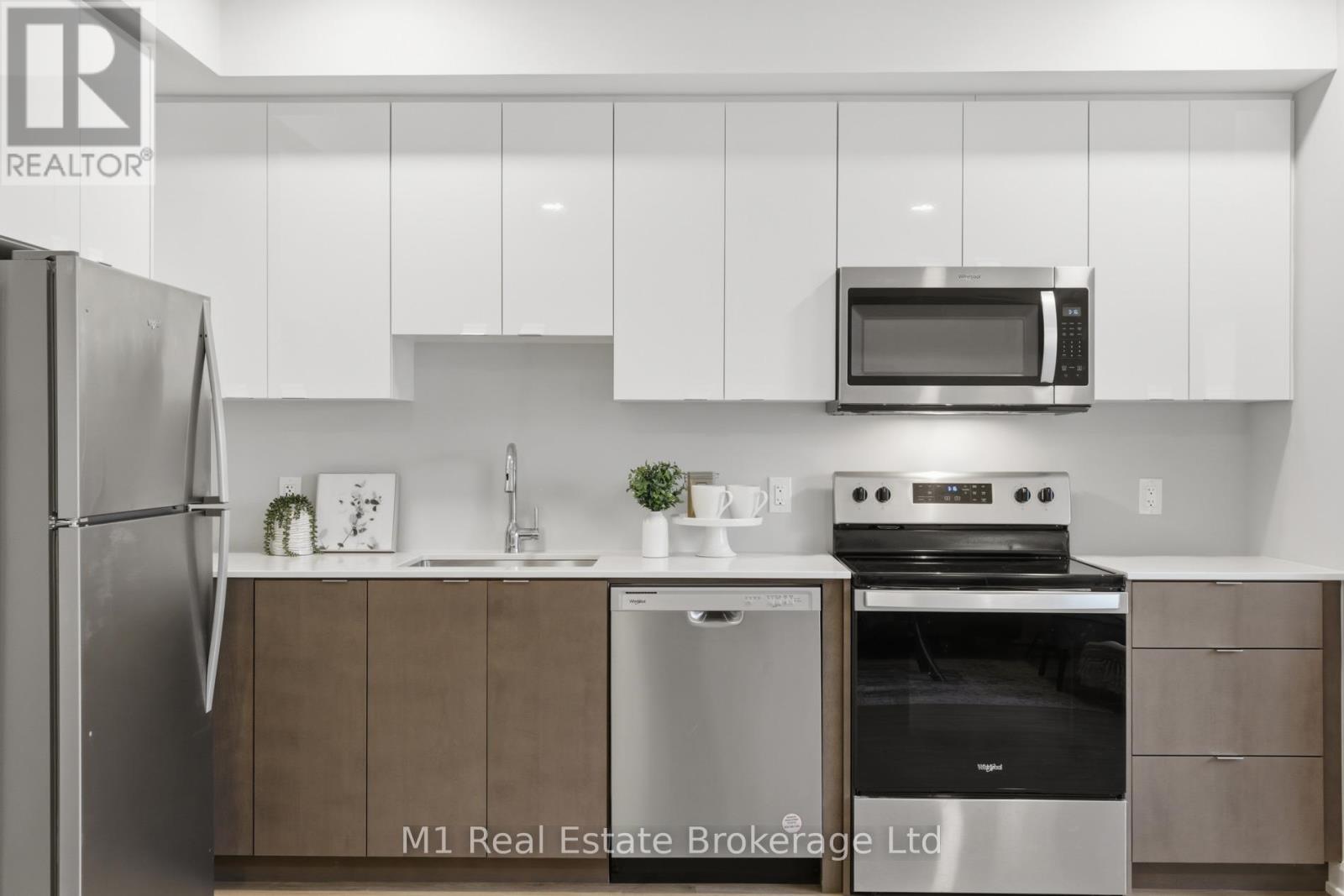 116 - 708 WOOLWICH STREET