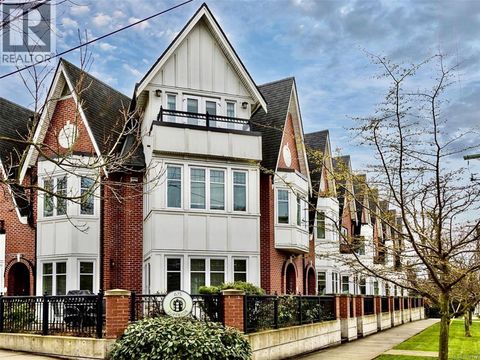 8 675 Superior St Victoria BC V8V1V1