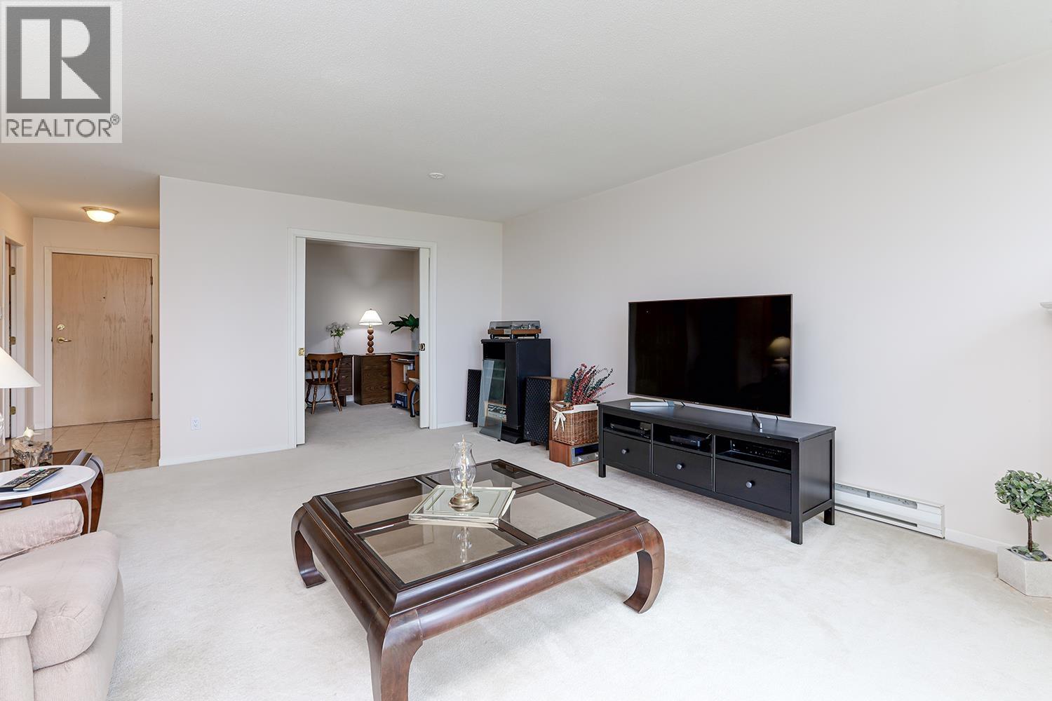 702 7108 EDMONDS STREET