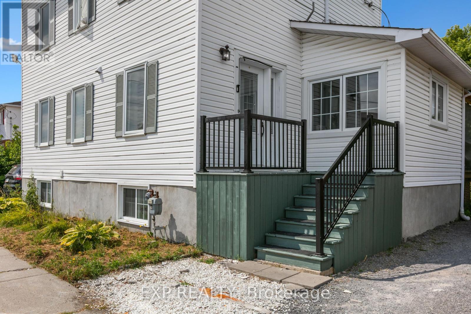 891 LACROIX ROAD