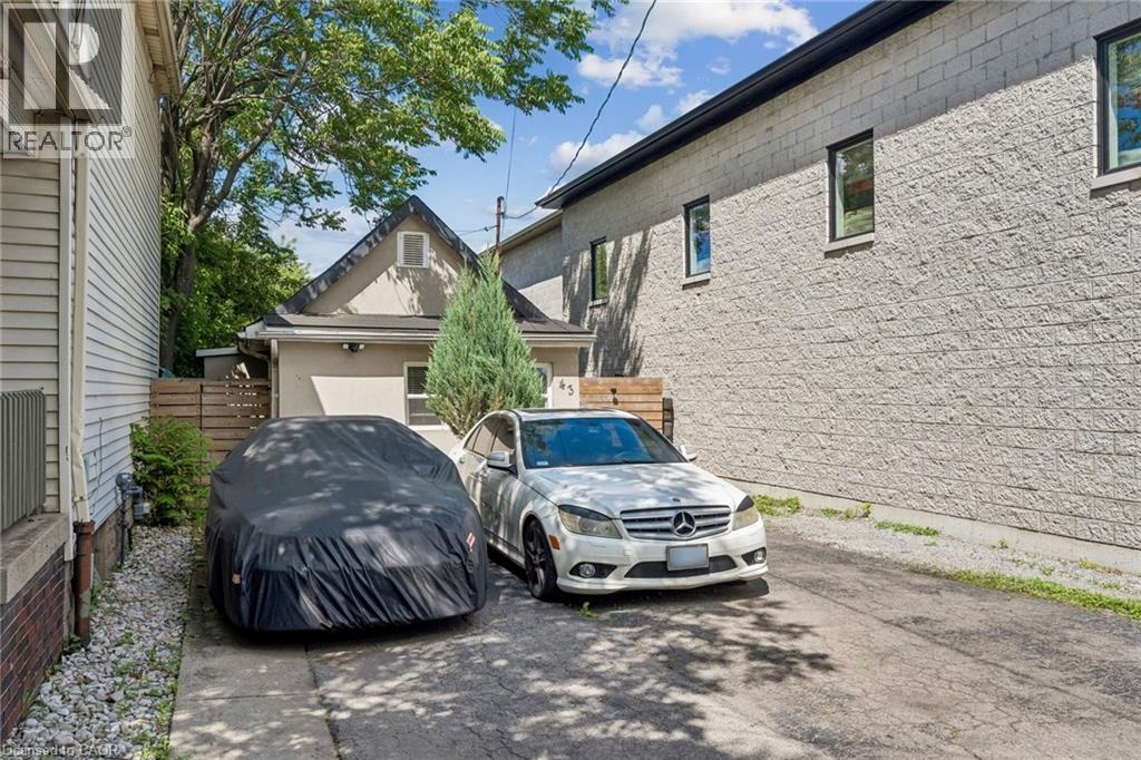 Photo 1 of 50 — 43 WHITFIELD Avenue, Hamilton, ON L8L4B5