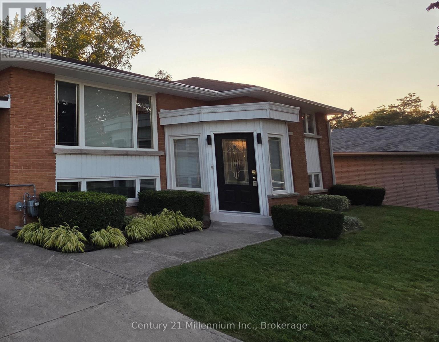 UNIT 1 - 398 KINGSWAY STREET