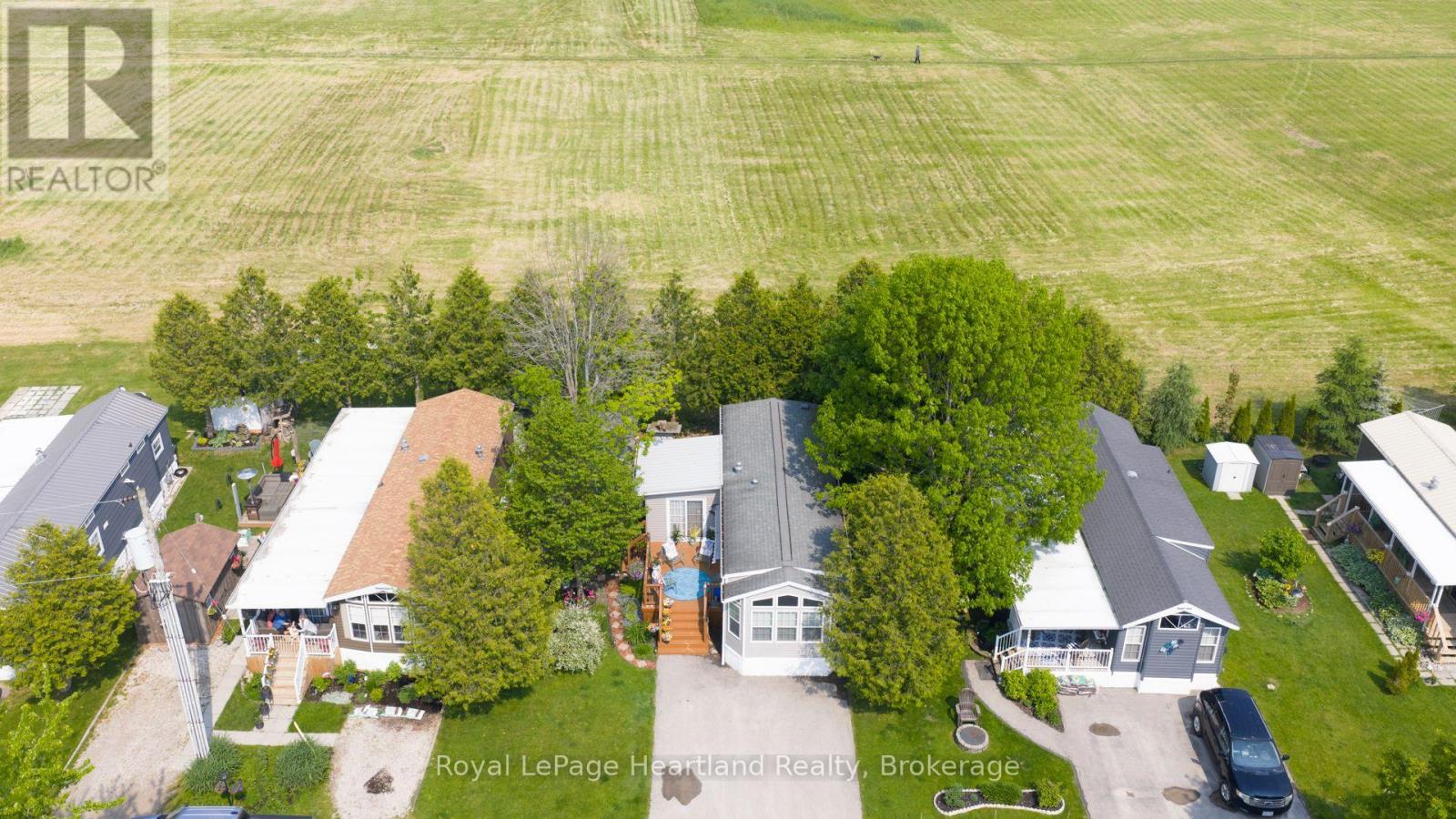 50 PORTSIDE DRIVE - 77719 BLUEWATER HIGHWAY