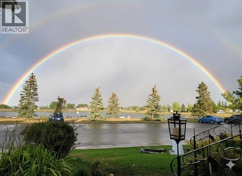 607 9 Street SE High River AB T1V1L1