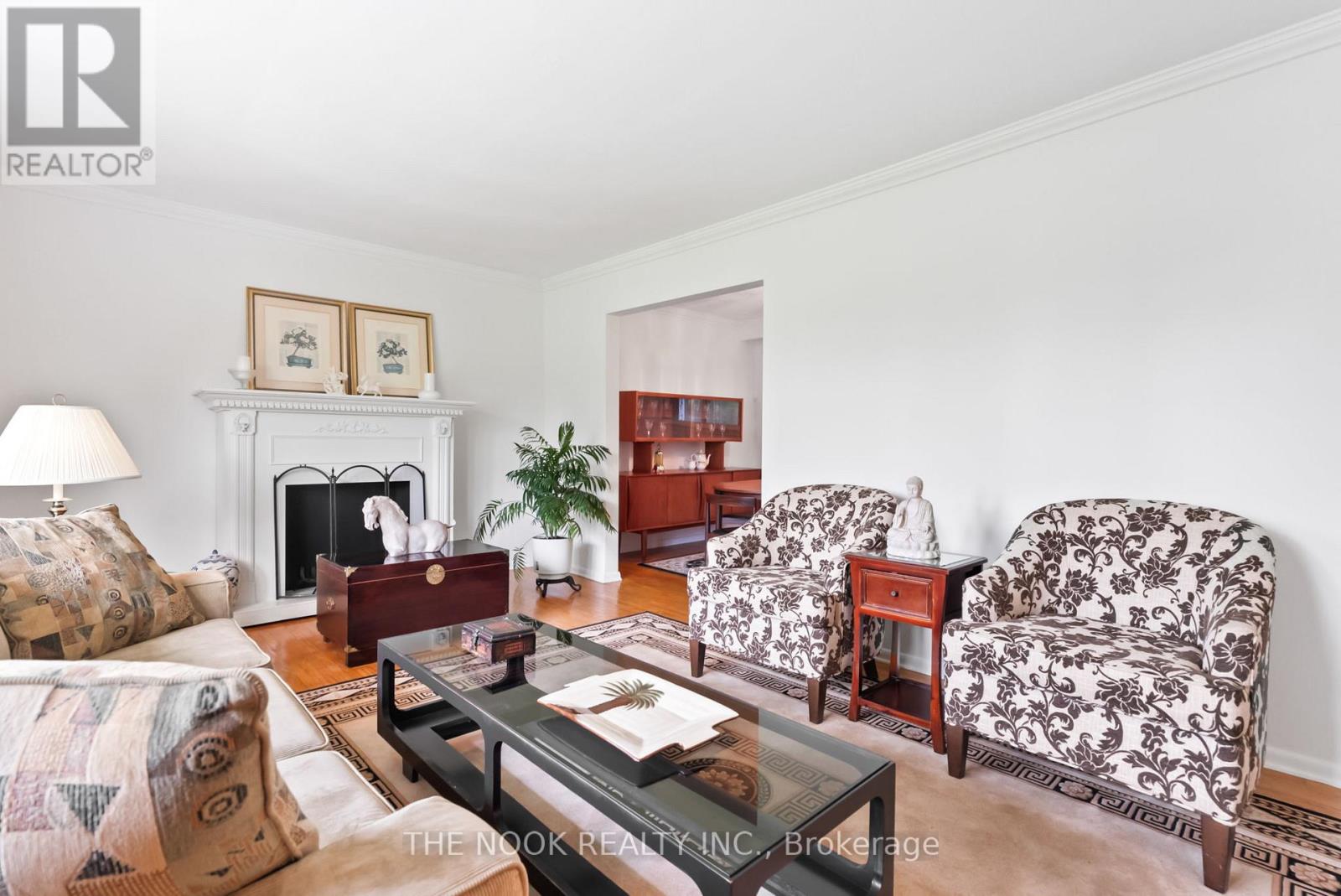 14 CARWIN CRESCENT