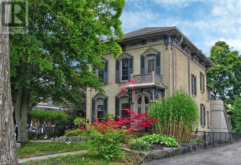 77 LIGHT Street Woodstock ON N4S6G9
