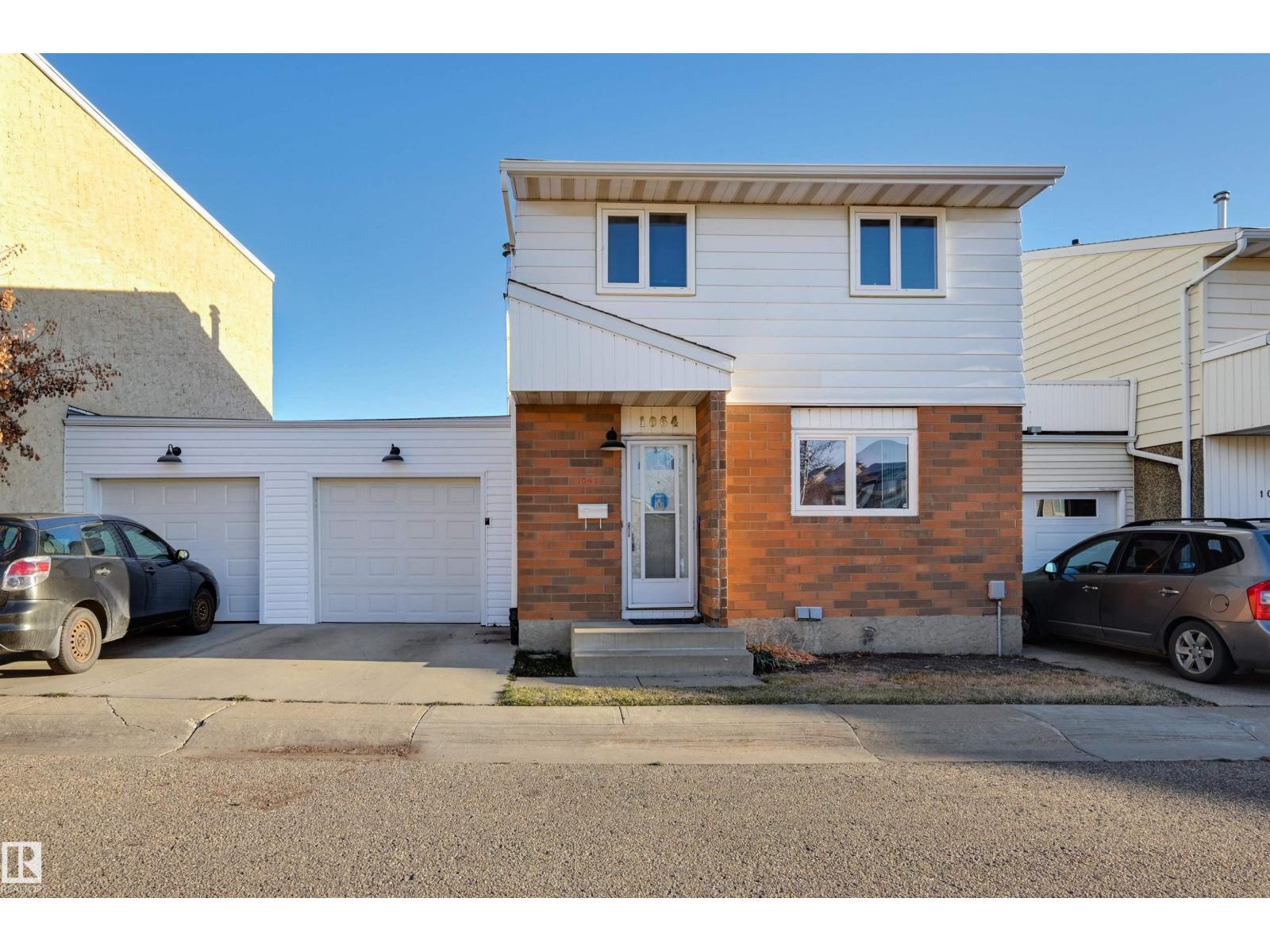 1064 MILLBOURNE RD E NW