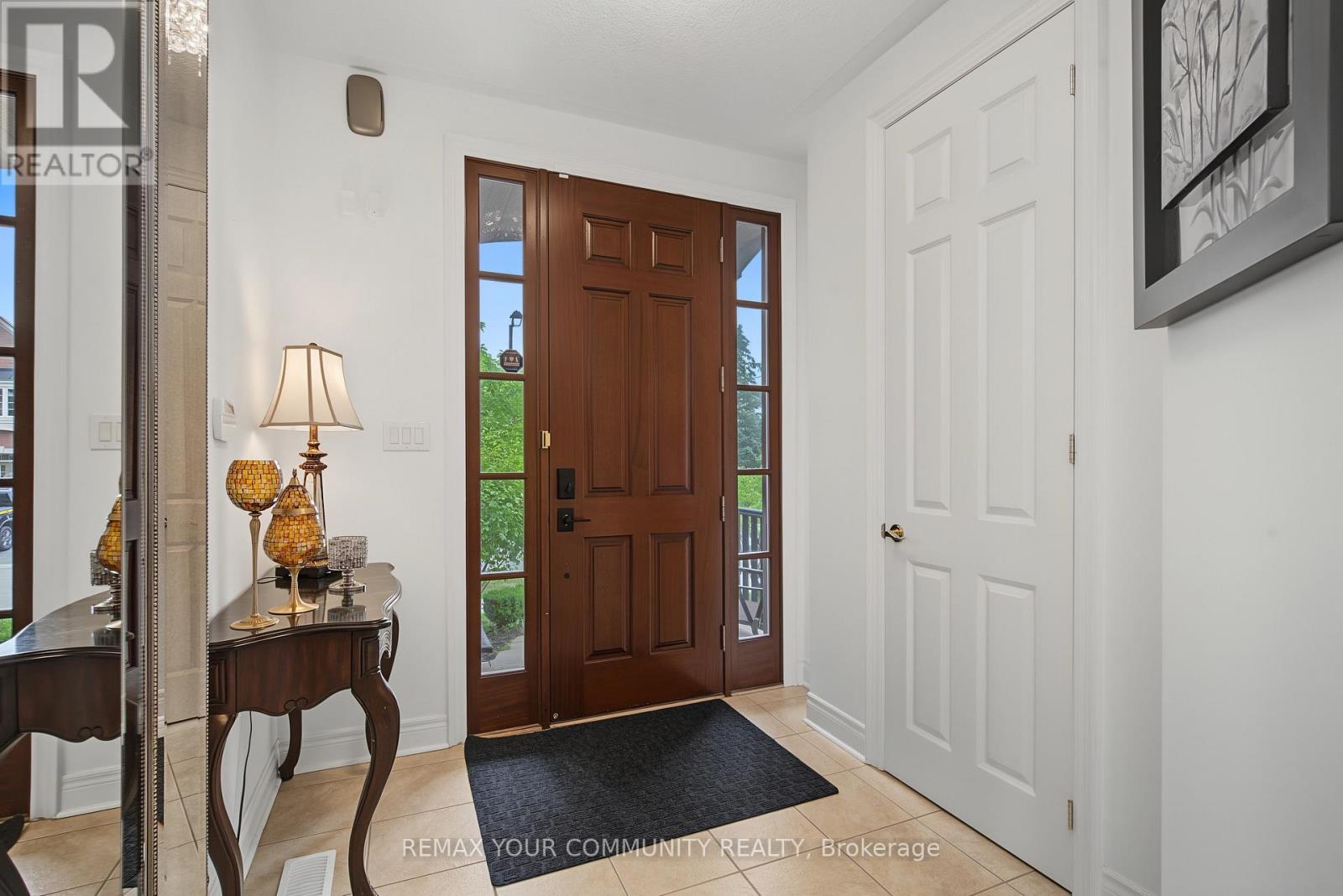 8 YEMINA GATE