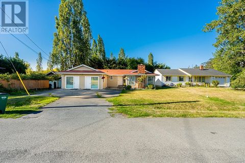 1382 McKenzie Ave Saanich BC V8P2M2