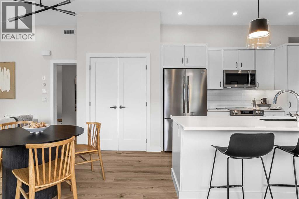 101L, 209 Stewart Creek Rise