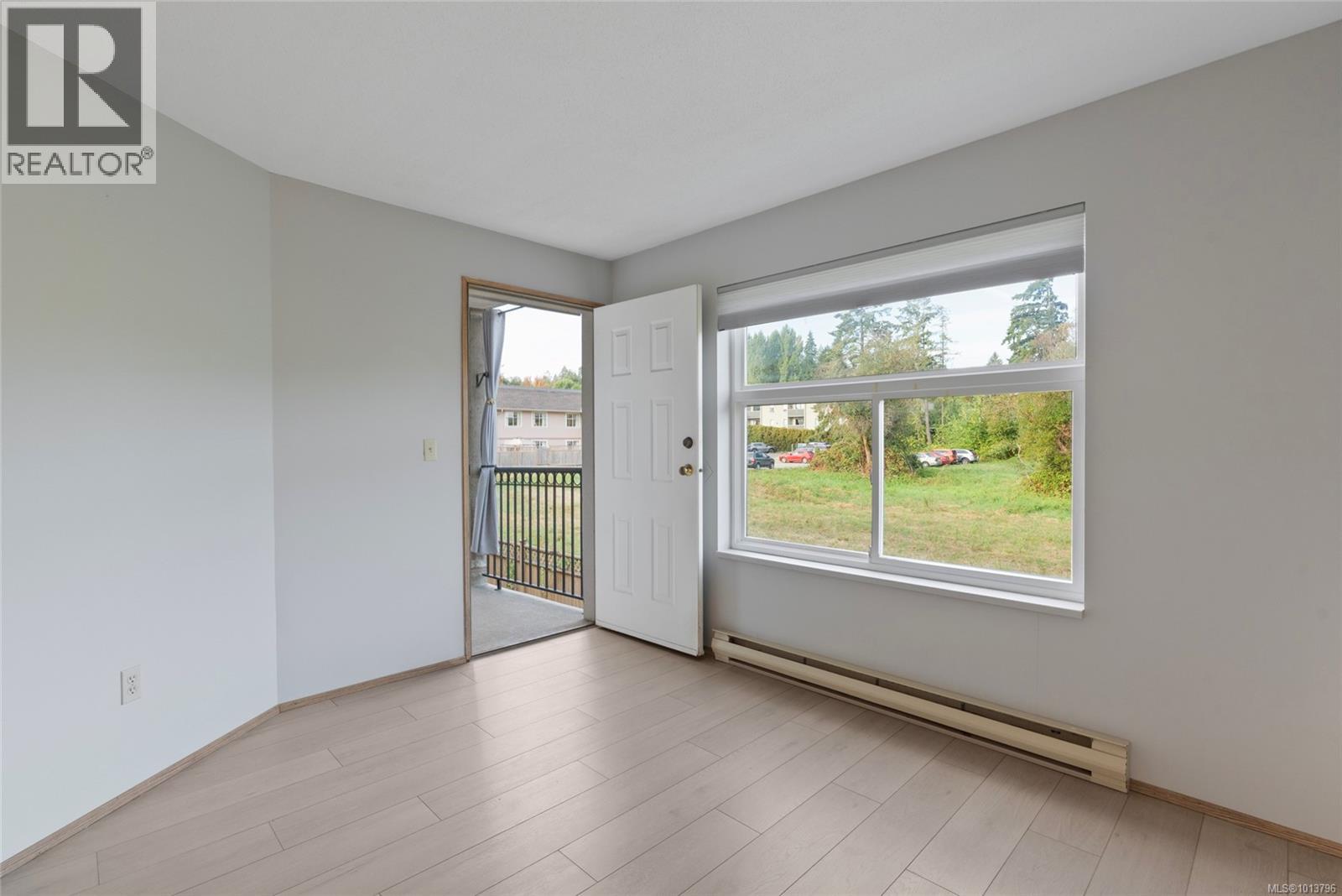 226 3215 Cowichan Lake Rd