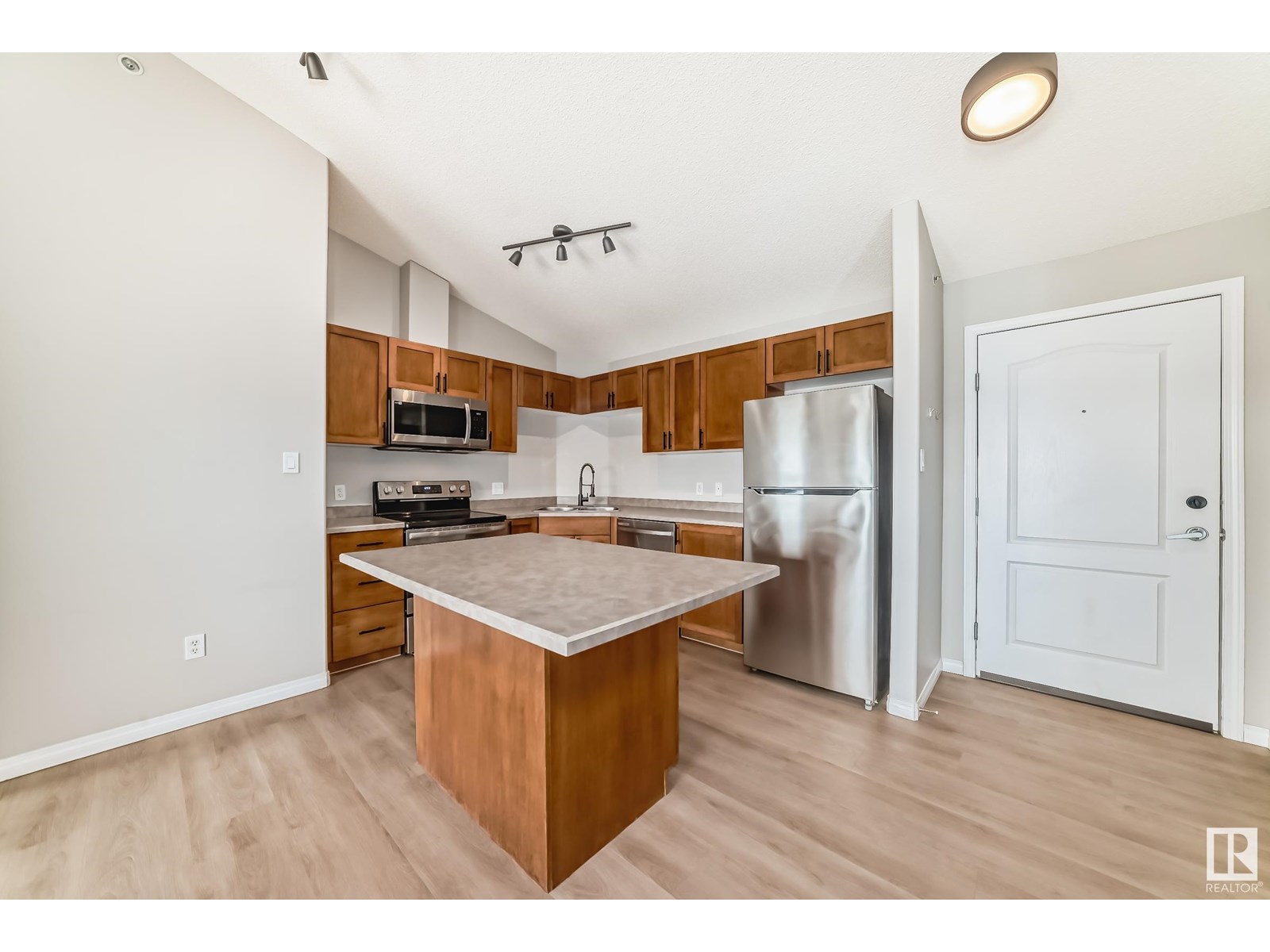 #1414 7339 SOUTH TERWILLEGAR DR NW
