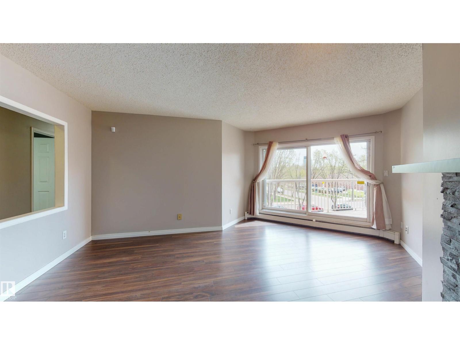 #316 9010 106 AV NW NW