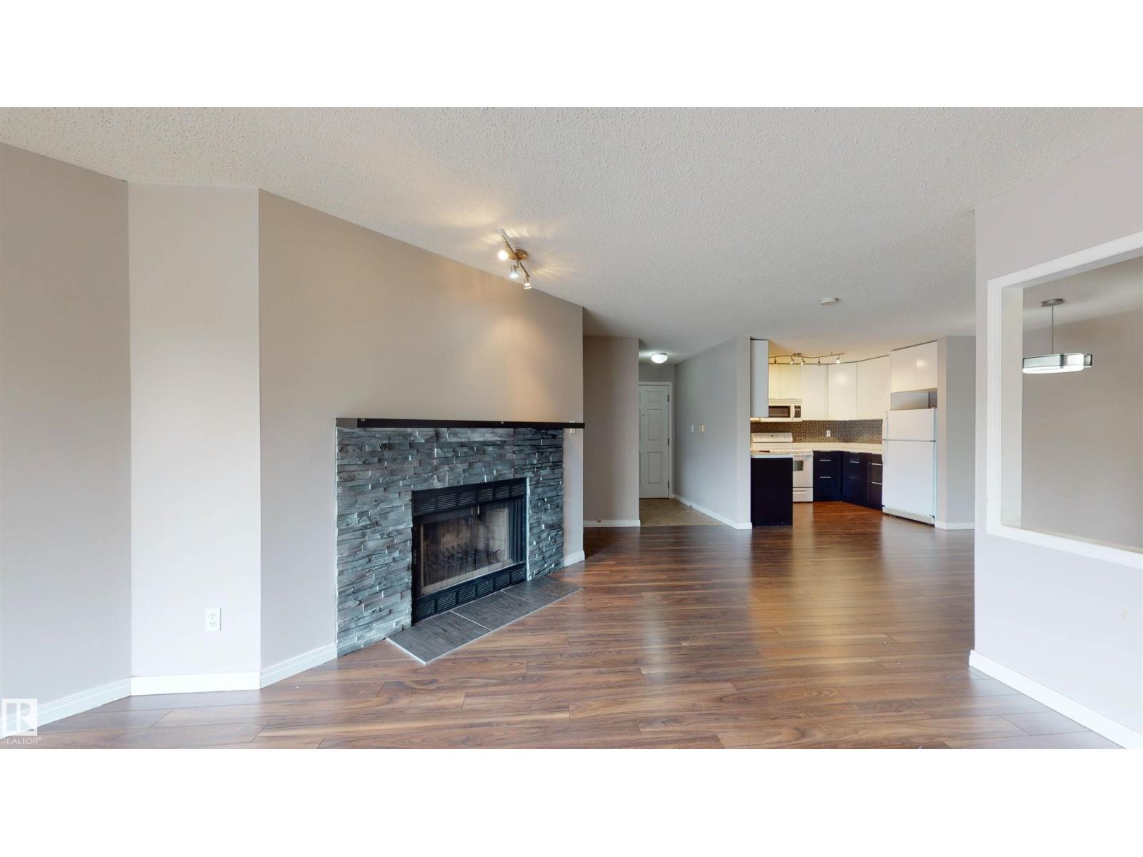 #316 9010 106 AV NW NW