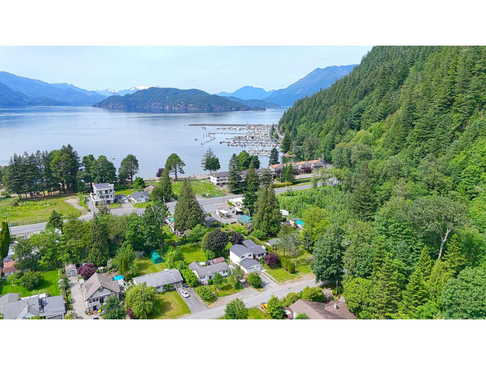 571 ECHO AVENUE|Harrison Hot Springs