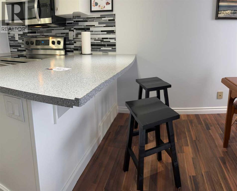 65 Storybook Gardens NW