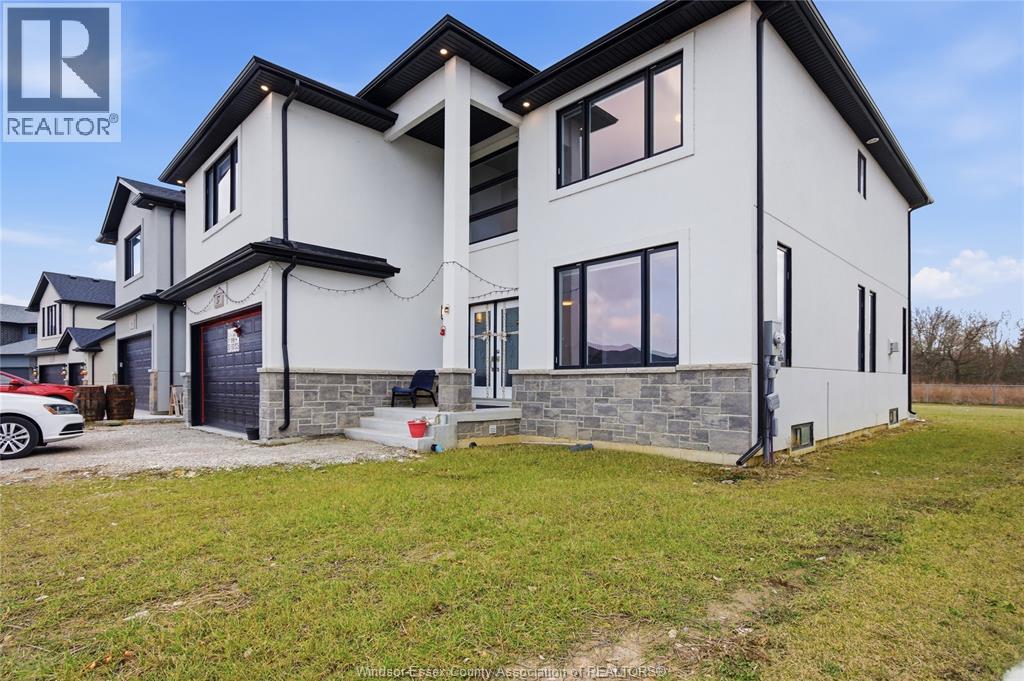 37 KINGSBRIDGE DRIVE