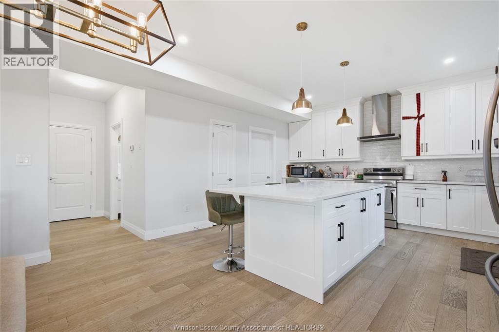 37 KINGSBRIDGE DRIVE