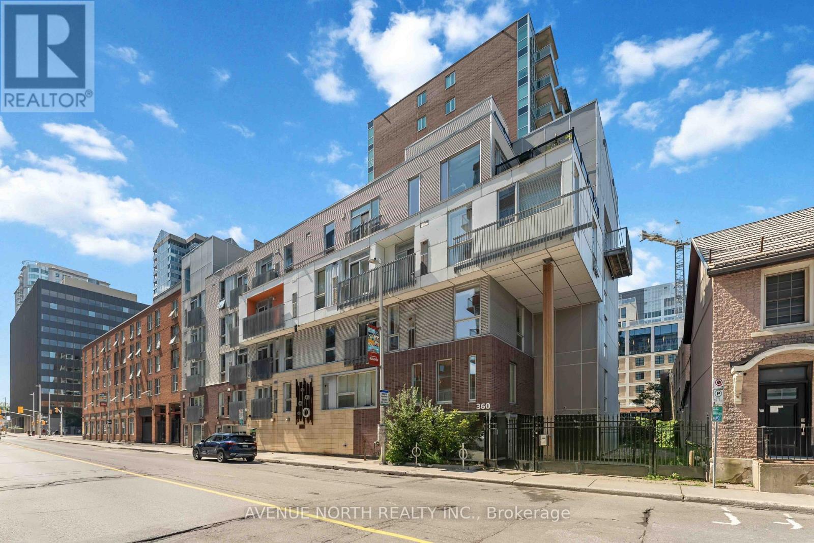201 - 360 CUMBERLAND STREET