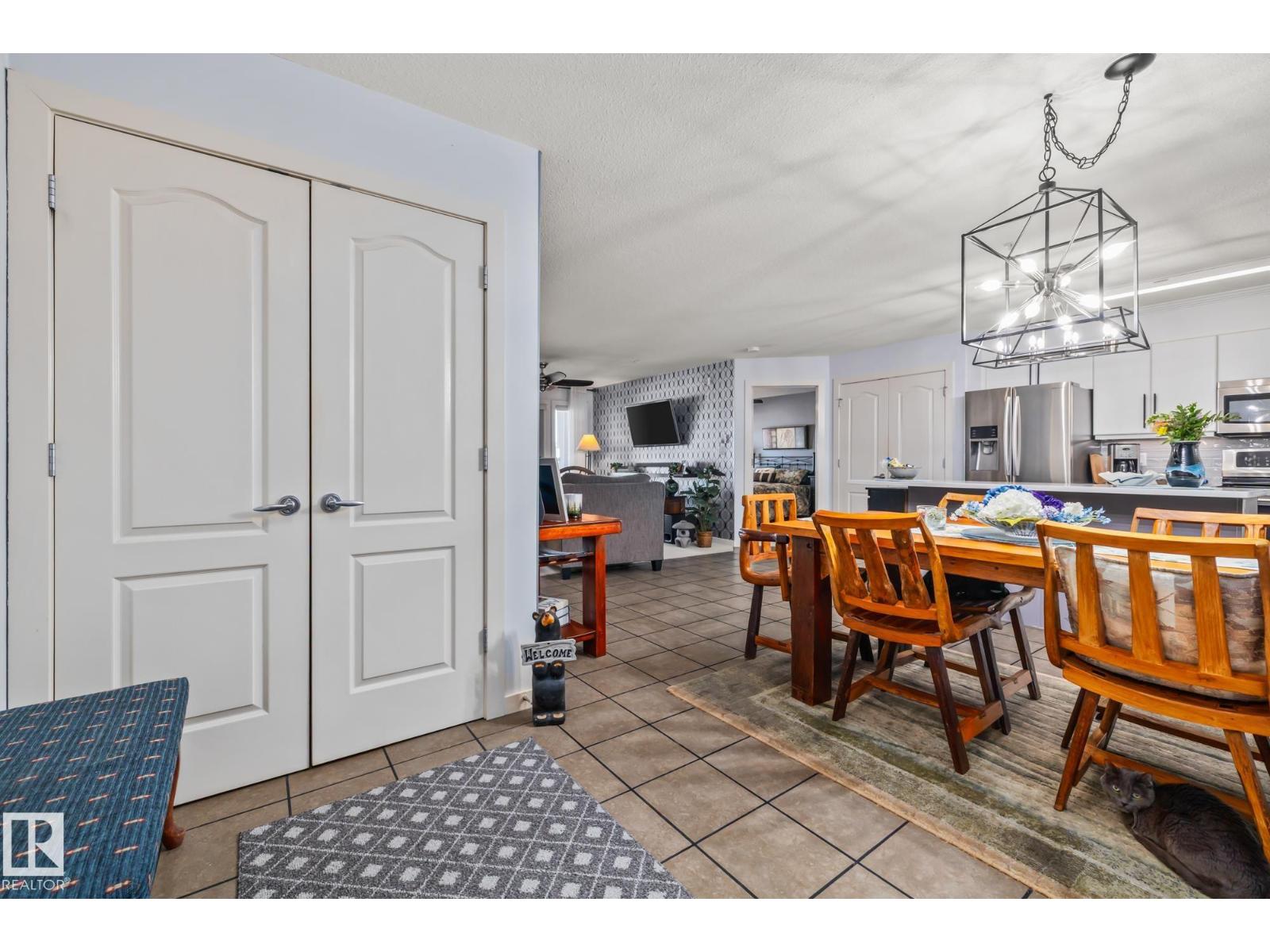 #120 278 SUDER GREENS DR NW