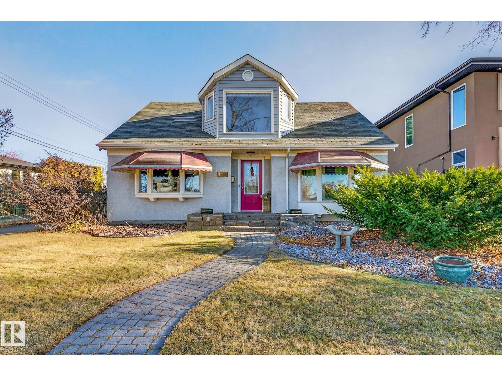 9259 STRATHEARN DR NW