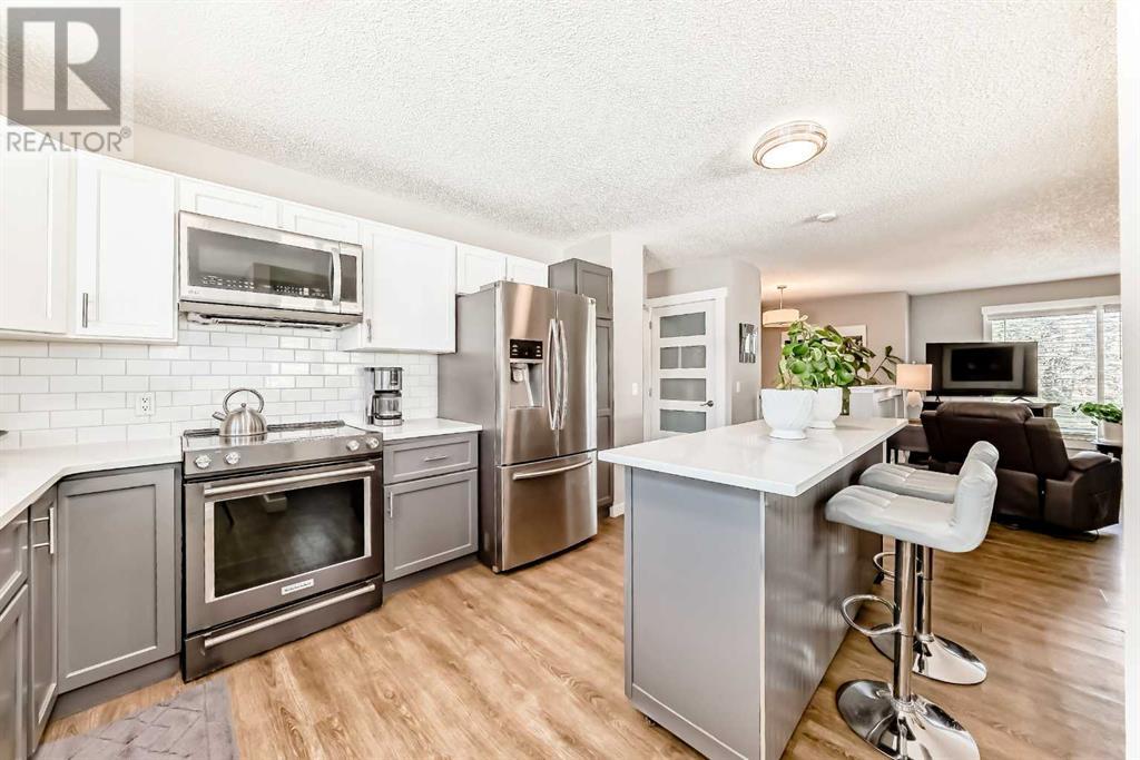 32 Mckerrell Crescent SE