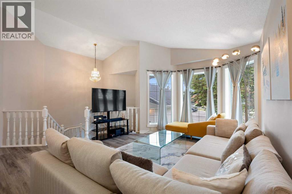 358 Hawkstone Drive NW