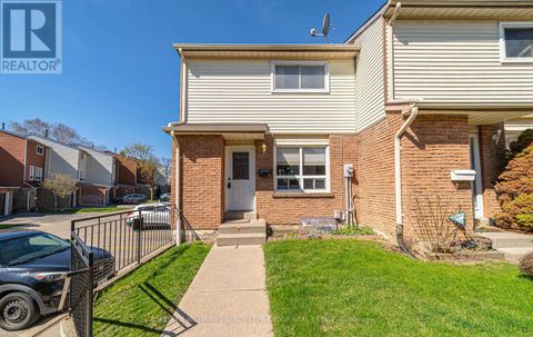 23 - 72 MARTIN ROAD Clarington (Bowmanville) ON L1C3N3