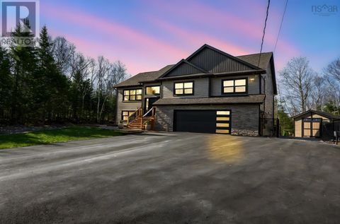 117 McKenzie Lane East Uniacke NS B0N1Z0
