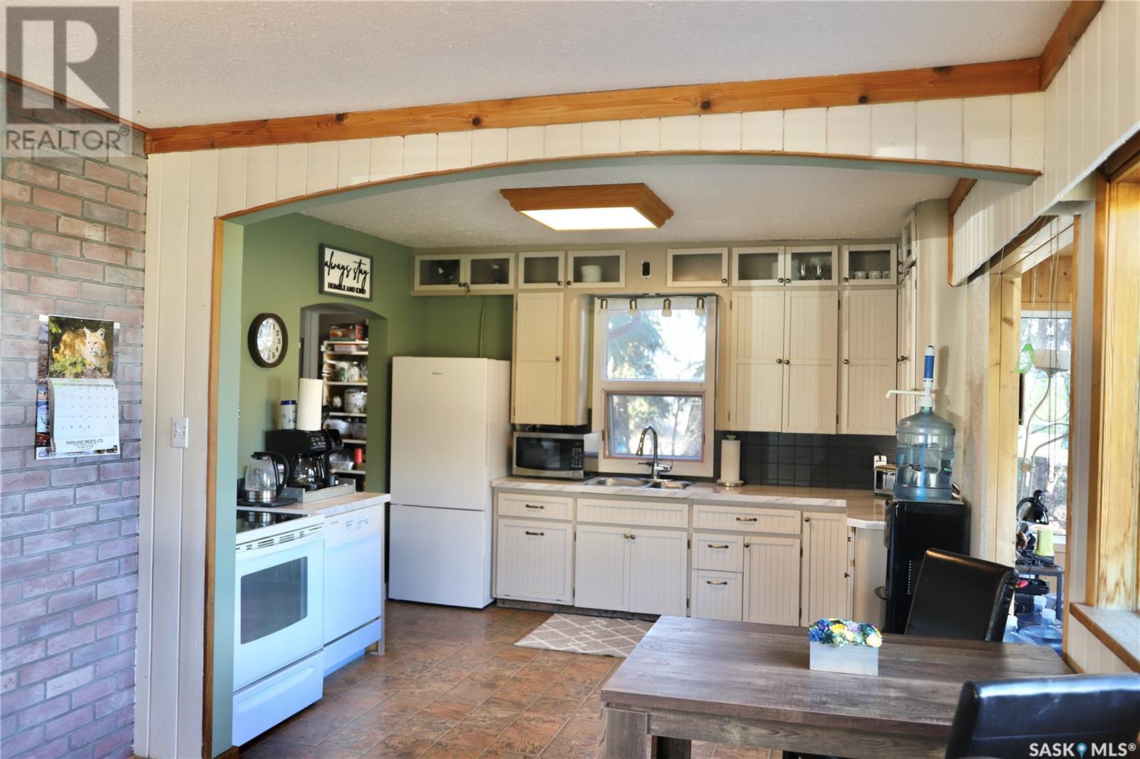 NORTH HOLBEIN ACREAGE