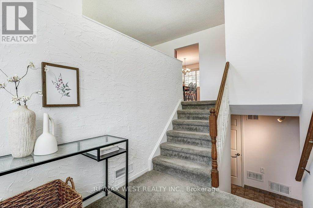 2995 SAINT MALO CIRCLE