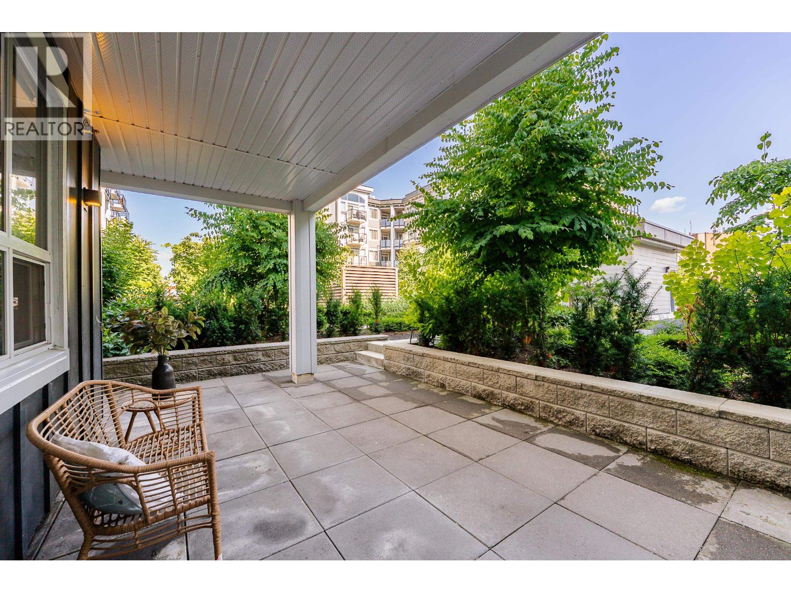 3223 2180 KELLY AVENUE