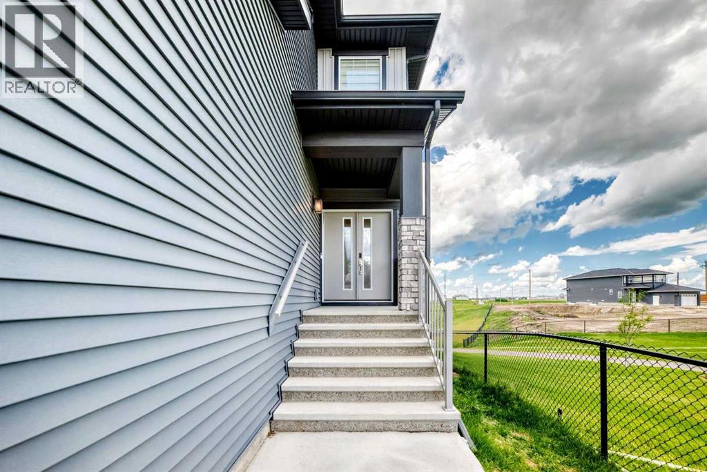 171 Corner Glen Grove NE