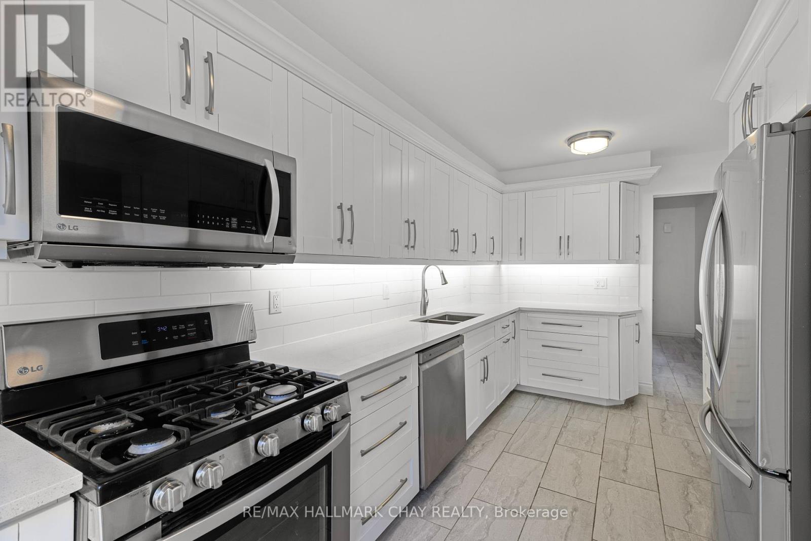 492 BRITANNIA AVENUE
