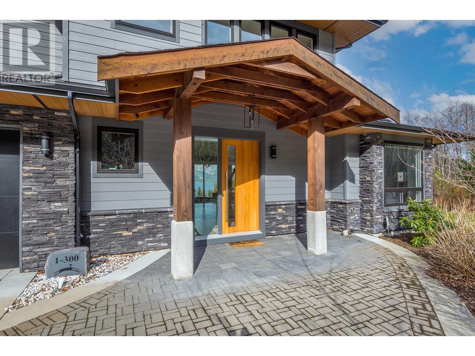 1 300 FURRY CREEK DRIVE