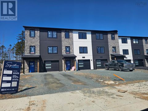 B 134 Stephs Street Bedford NS B4B1H1