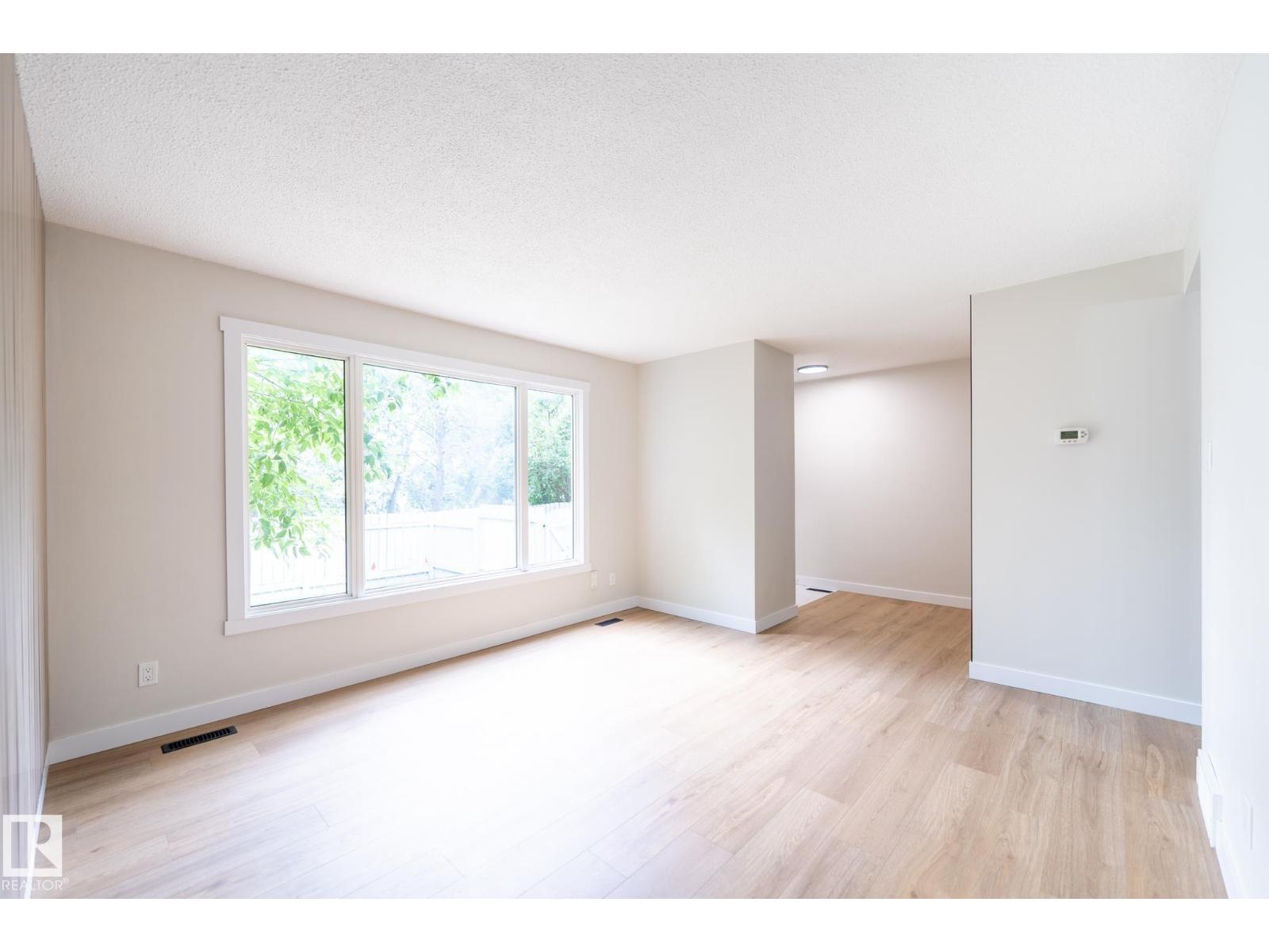 14 AMBERLY CO NW